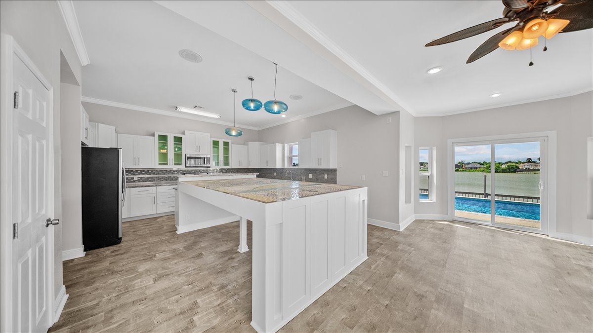 12541 Carmel Place property photo 21